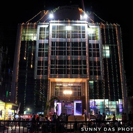 Lg Towers Hotel Guwahati Bagian luar foto