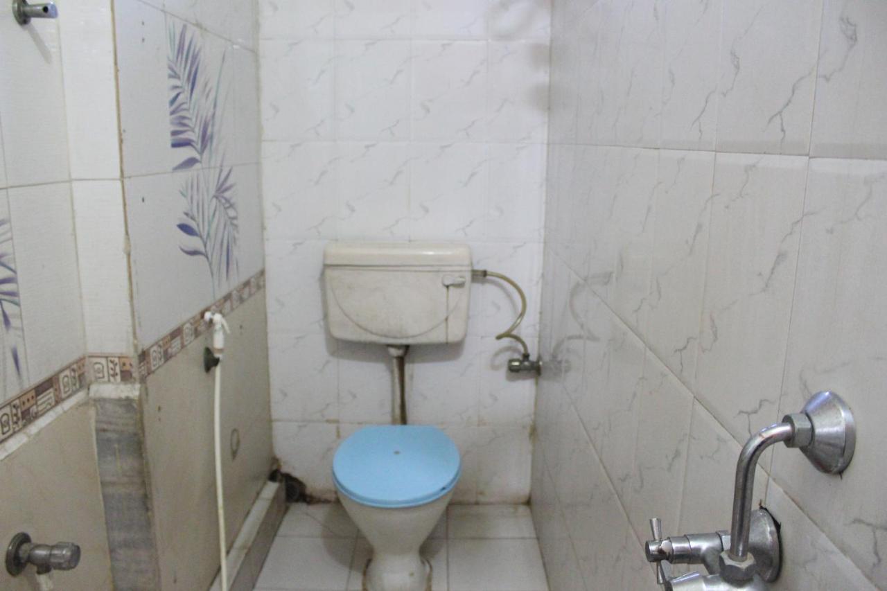 Lg Towers Hotel Guwahati Bagian luar foto