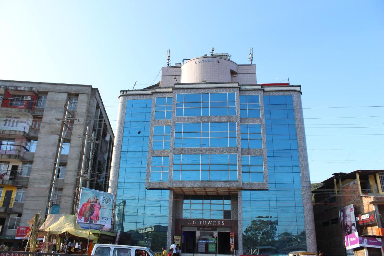 Lg Towers Hotel Guwahati Bagian luar foto