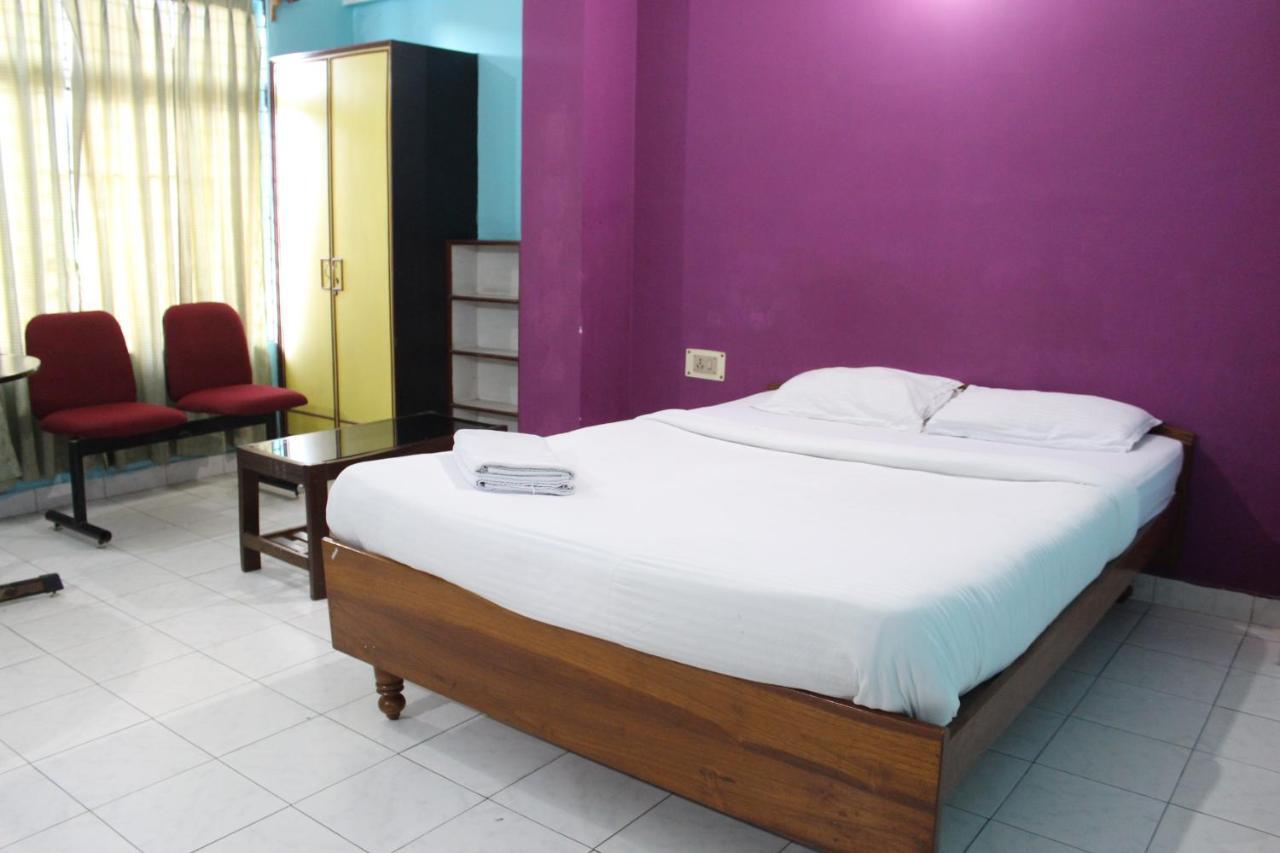 Lg Towers Hotel Guwahati Bagian luar foto
